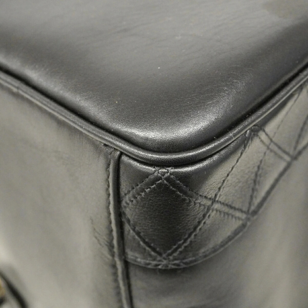 CHANEL Black Lambskin Leather Vanity Bag - Picture 9 of 11